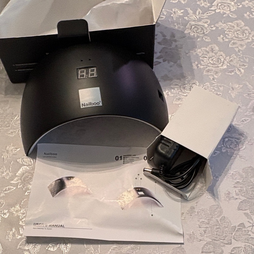 New in box Nailboo LED nail lamp